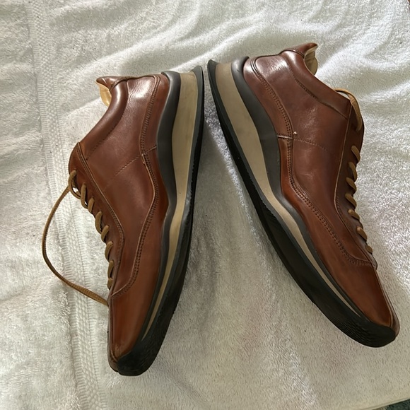 Authentic Prada lace up shoe great color - Picture 2 of 6